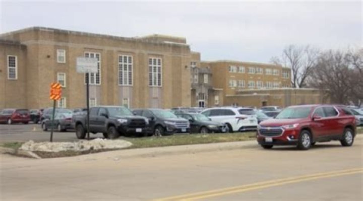Social media threat of violence puts Rock Island High School on high alert