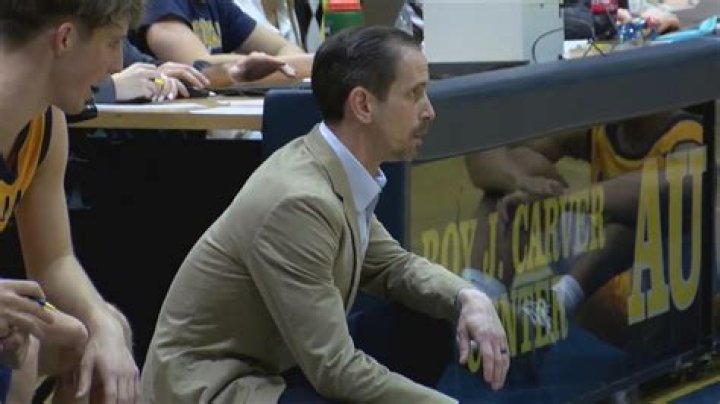 Sports Sunday: Augustana Men’s Basketball
