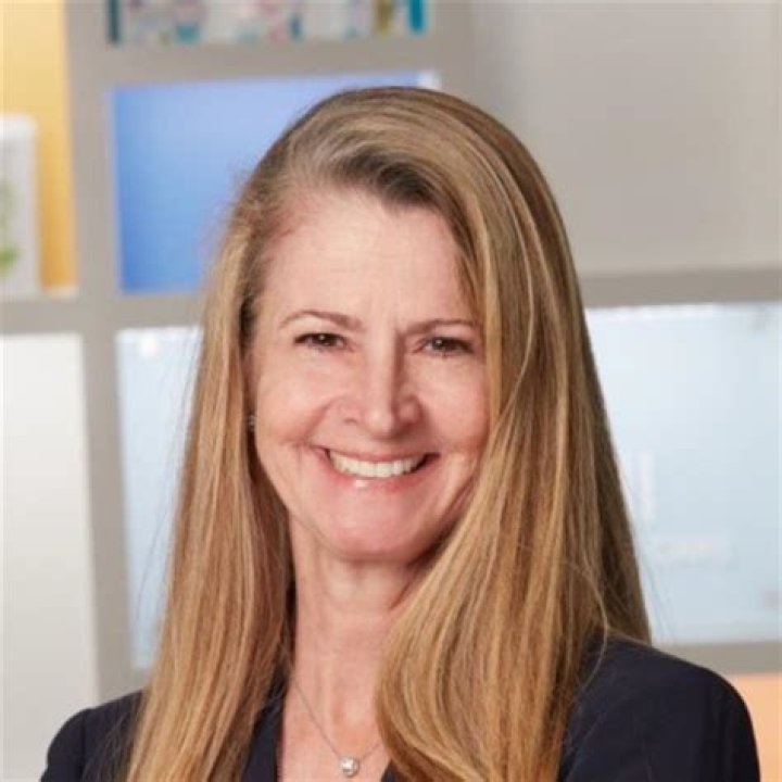 
Stephanie Stahl
Net Worth
