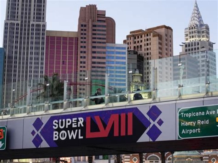 Strike averted as culinary union settles with Las Vegas hotel-casinos before Super Bowl week