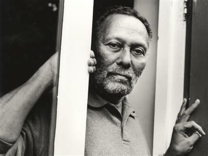 Stuart Hall Biography, Wiki, Net Worth, Journalist, Age, Family, Story