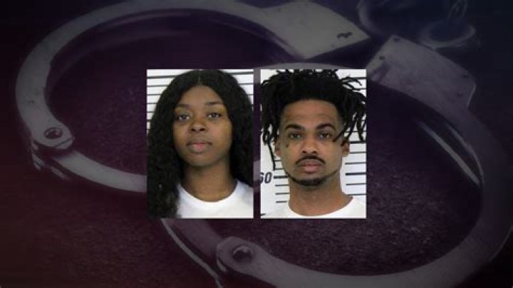 Suspects had gun, drugs, thousands in cash, Davenport Police allege