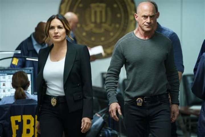 SVU Sure Seems Like It's About To Lose Another Main Cast Member (& Honestly? It's Time)