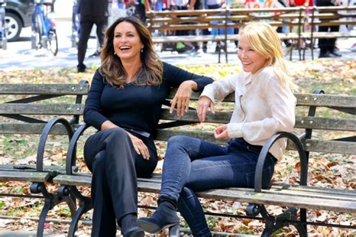 SVU Writer Holds Nothing Back In Tweet Following Kelli Giddish's Exit