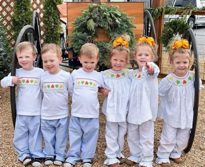 Sweet Home Sextuplets: The Waldrops’ weekend was full of ‘laughing their heads off’ and someone ended up in stitches
