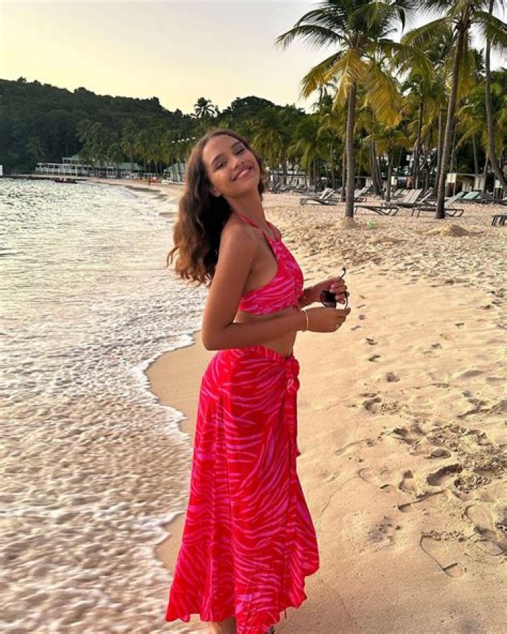 Taille Indira Ampiot: La stature impressionnante de Miss France 2023!