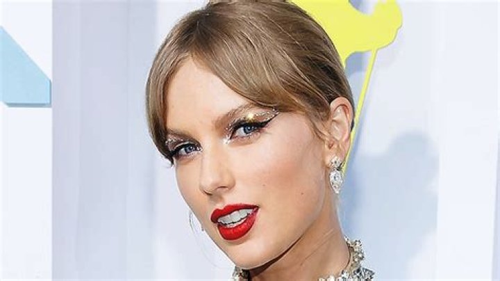 Taylor Swift blasts Kim Kardashian for ‘illegally recorded phone call’ after Kanye West feud