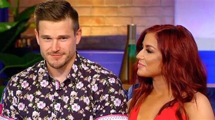 Teen Mom 2 star Chelsea Houska surprises husband Cole DeBoer with picnic in the park for their anniversary