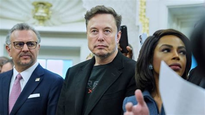 Tesla Settles Dispute With California Bakery Over Unpaid Bill After Elon Musk’s Intervention; Here’s What We Know
