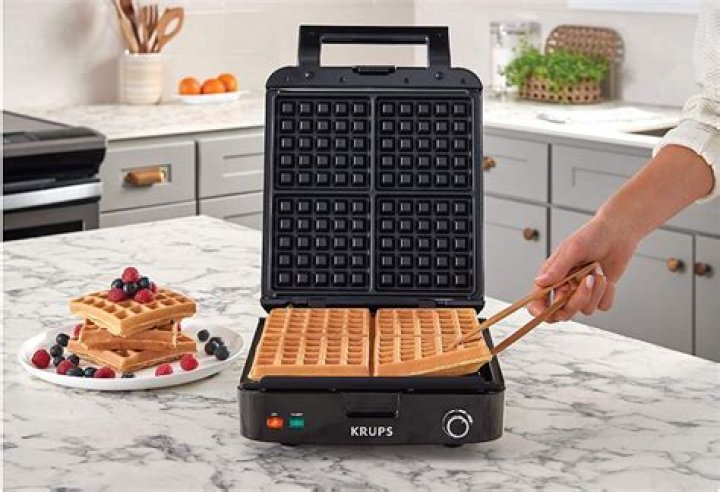The 4 Best Waffle Makers With Removable Plates