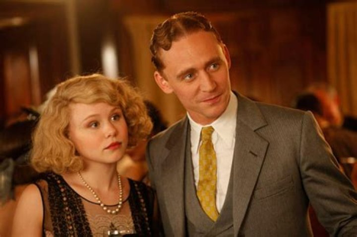The 8 Sexiest Tom Hiddleston Roles, Ranked From Steamy To Steamiest