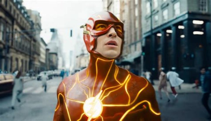 The Flash Season 5 Set Photo Reveals Another Look at Nora Allen as XS