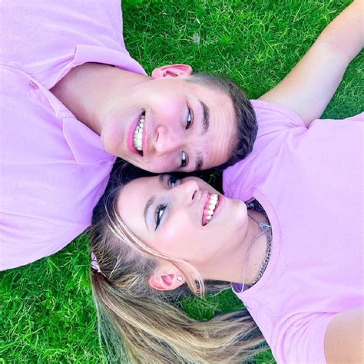 The Pink Shirt Couple Prioritizes Mental Well-being Amidst Breakup Rumors