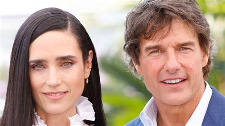 Tom Cruise and Jennifer Connelly show off new looks at premiere of Top Gun: Maverick