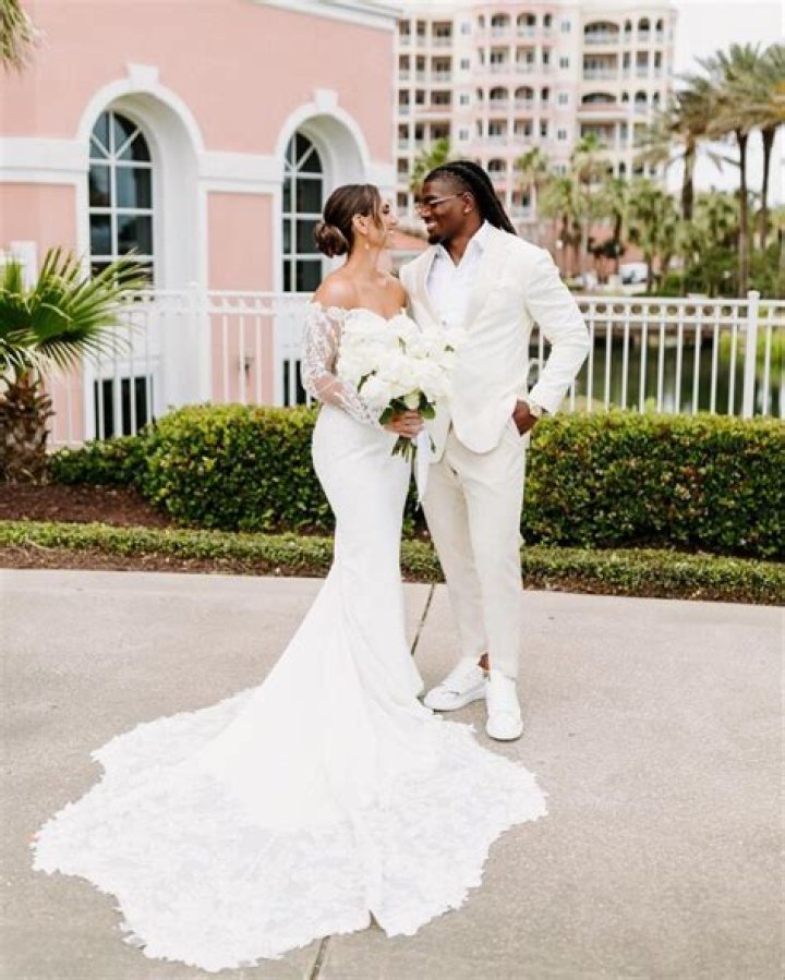 Tony Jones Jr Wife Rebecca Is Pregnant With Their First Child
