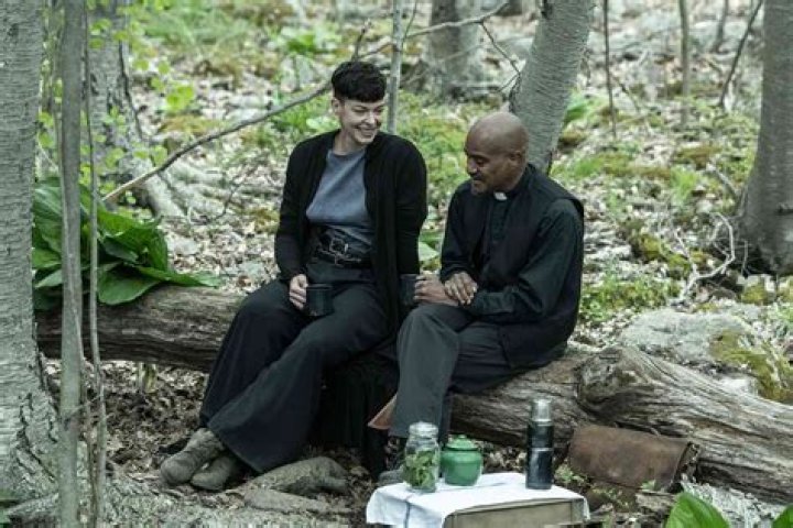 TWD's Seth Gilliam on Father Gabriel's Full-Circle Ending (Exclusive)