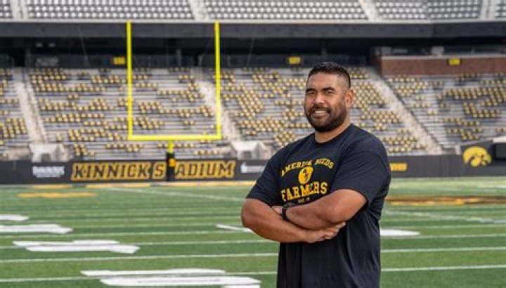 Twitter reacts to former Hawkeye’s monster game in Purdue debut