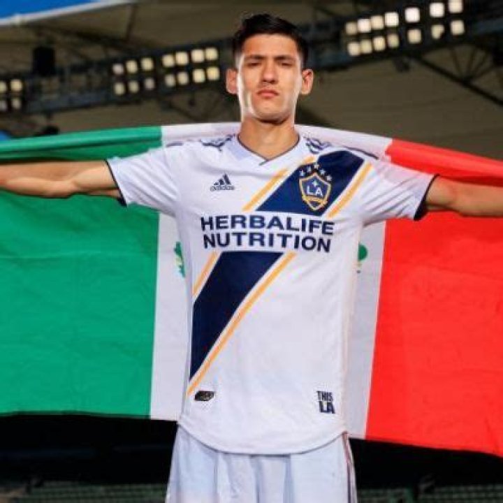Uriel Antuna- Wiki, Age, Height, Wife, Net Worth, Ethnicity, Career