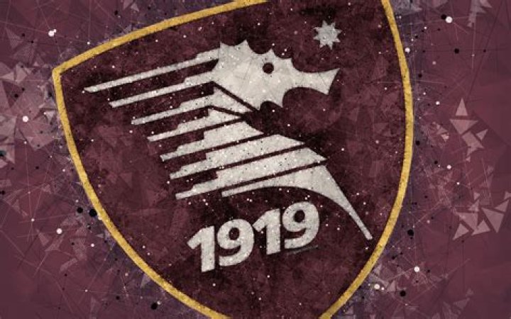 US Salernitana 1919 - Club profile 21/22
