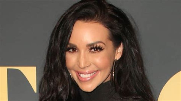Vanderpump Rules: Scheana Shay wonders if blondes ‘have more fun’ in neon yellow crop top set