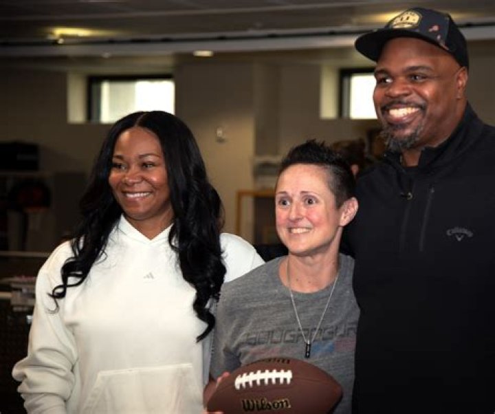 Vince Wilfork Wife, Children, Weight, Wiki, Age, Net Worth