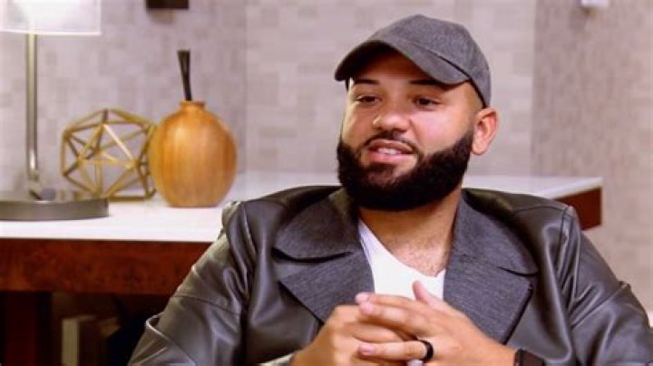 Vincent Morales tells MAFS Atlanta fans that he’s working for Mercedes now — Ryan Oubre sets his sights on his dream car
