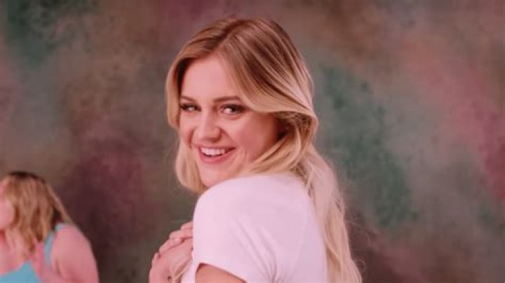 Was Kelsea Ballerini a contestant on The Voice?