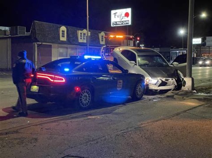 WATCH: Man arrested in Davenport after stealing a car
