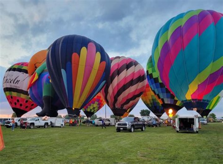 WATCH: QC Balloon Festival thrills crowd despite winds