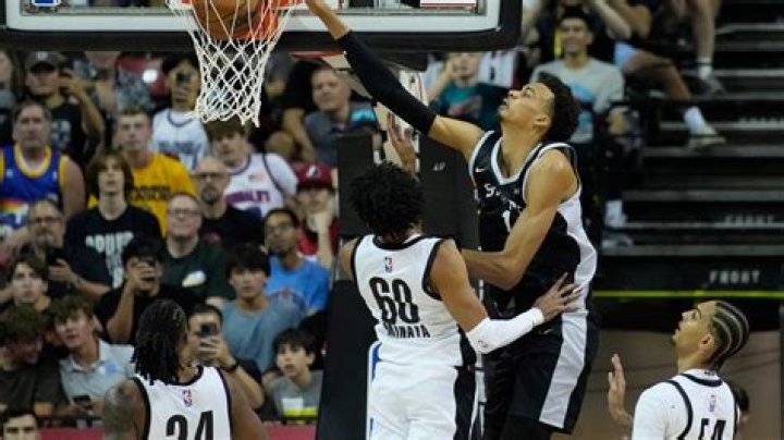 Wembanyama more aggressive in stronger second Summer League game with Spurs in Las Vegas