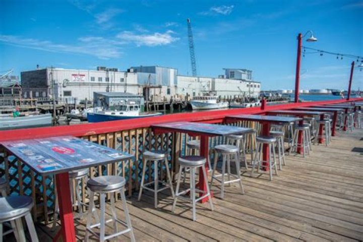 What did Guy Fieri eat at Porthole Portland Maine?