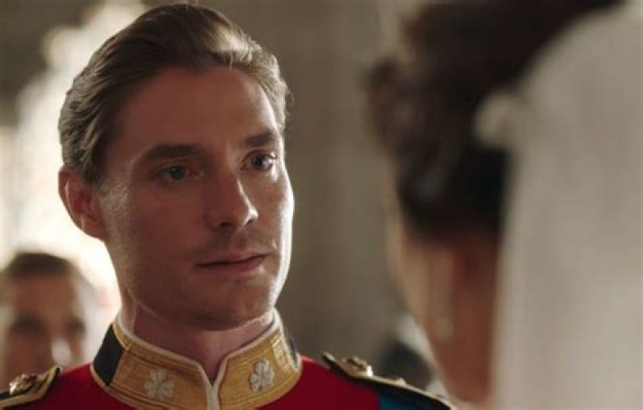 What Did Robert Say To Willow On 'The Royals' Finale? The King's Words Were Extra Convincing