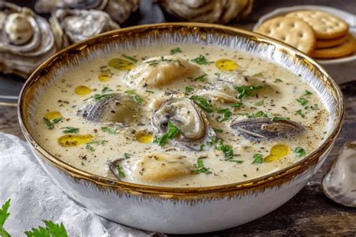 What goes good with oyster stew?