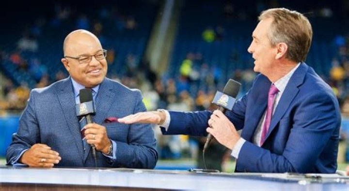 What Happened To Cris Collinsworth? Where Is The NBC Announcer Now?