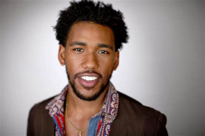 What is Brandon Mychal Smith doing now? Net Worth, Dating