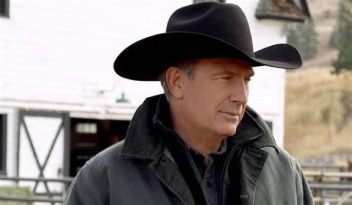 What You Never Noticed About John Dutton In Yellowstone's Pilot Episode