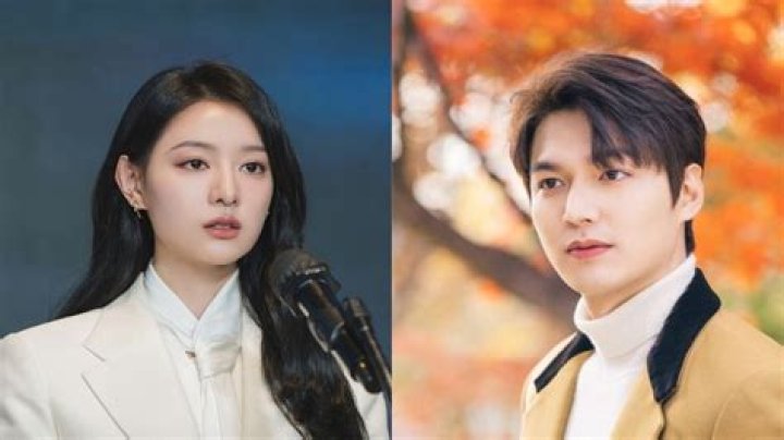When Queen of Tears star Kim Ji Won cried after slapping Lee Min Ho on The Heirs set and was comforted by Park Shin Hye