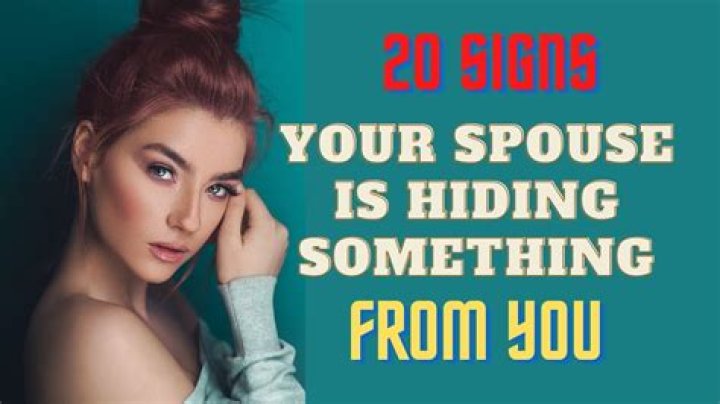 When You Hide Something From Your Partner, Here's How Your Body Reacts