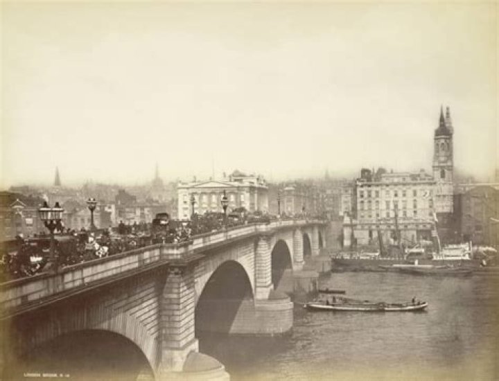 Where did the London Bridge Nursery Rhyme Originate?