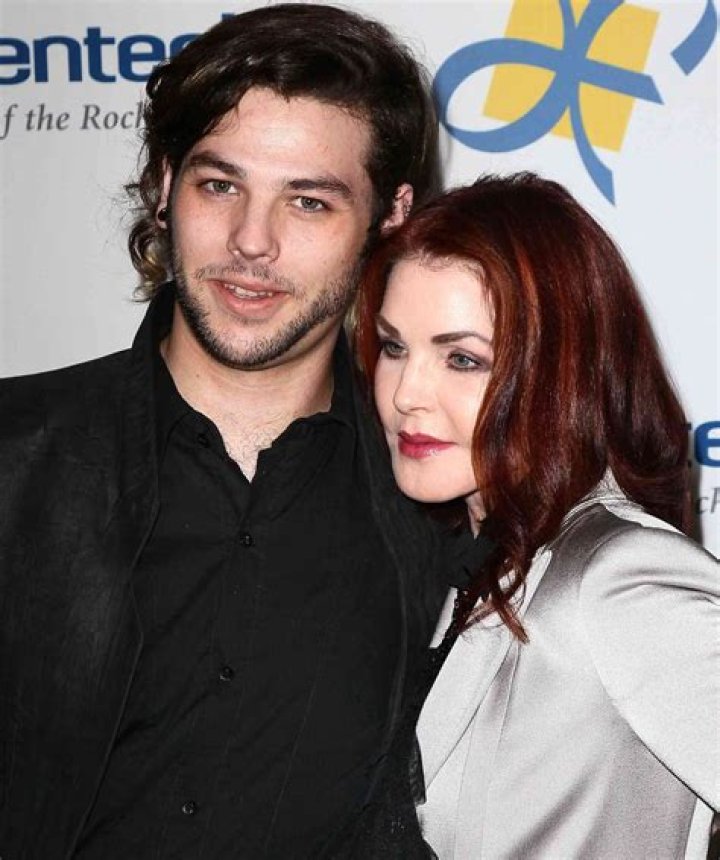 Who Are The Parents Of Navarone Garibaldi? Father, Mother, Tap To Know More!