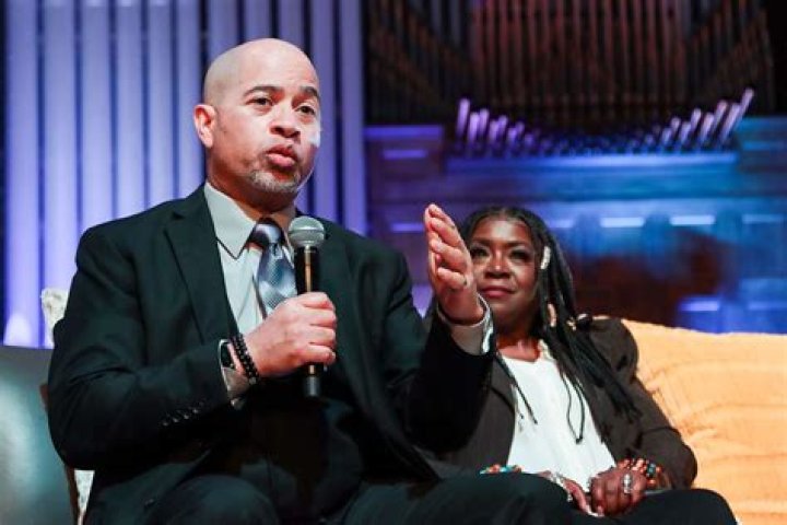 Who is Darryl M. Bell Dating? | Relationships Girlfriend Wife