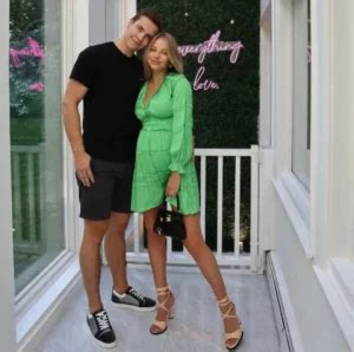 Who Is Darya Sharangovich (Yegor Sharangovich Wife)? The Couple Welcomed Their Baby Boy In 2022