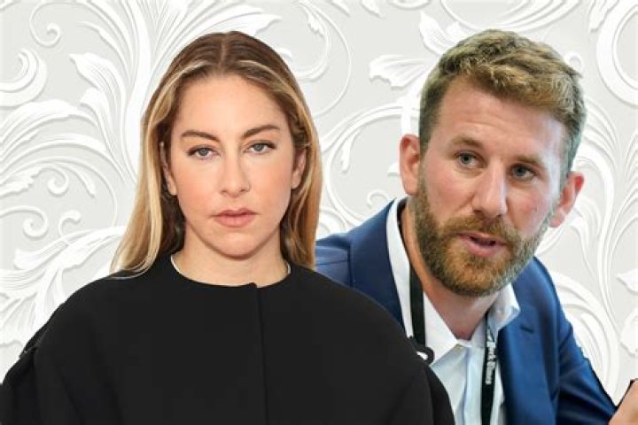 Who is Este Haim’s Boyfriend? Who Is The Haim Sister Dating?