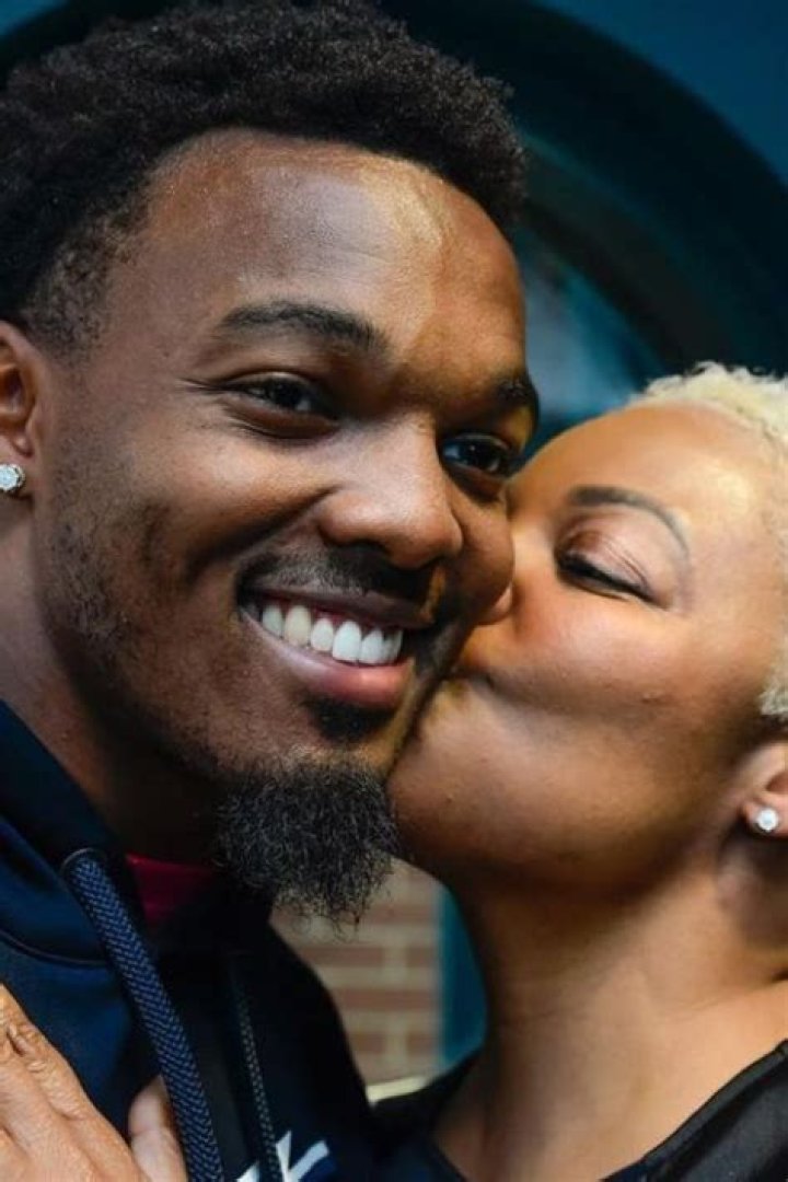 Who Is Gabrielle Gabby Huff? Nakobe Dean Wife Or Girlfriend