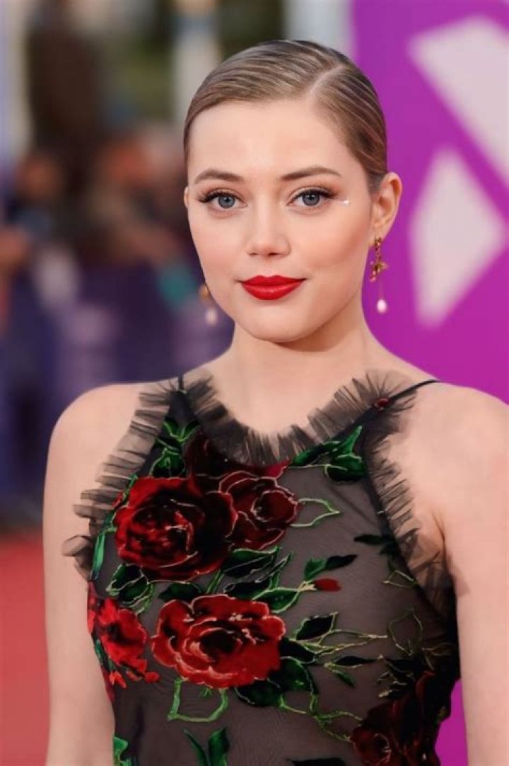 Who Is Grace Van Dien? Unveiling The Rising Star Of Hollywood