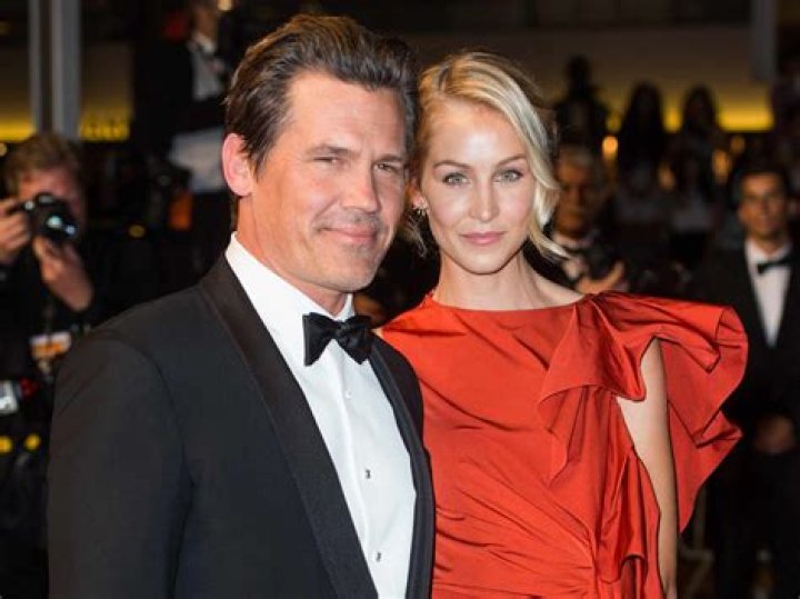 Who is Josh Brolin Dating? | Relationships Girlfriend Wife