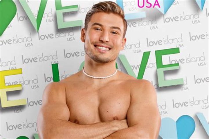 Who is Josh Kempton? Love Island Casa Amor 2020 contestant – The Sun