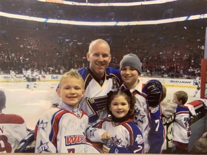 Who Is Keith Tkachuk Wife? Married, Children, Family, Net Worth