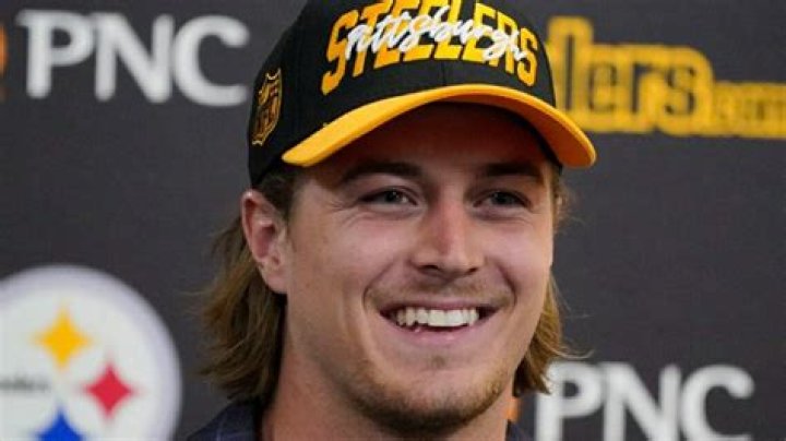 Who Is Kenny Pickett’s Girlfriend? The NFL Player’s Love Interest
