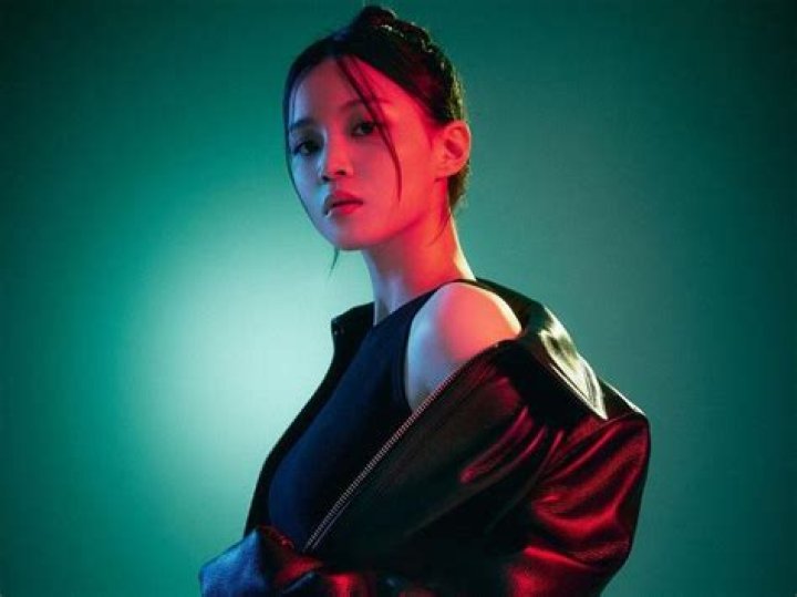 Who is Lee Hi Yi? Biography, Wiki, Age, Family, Relationship, Net Worth, Family & More